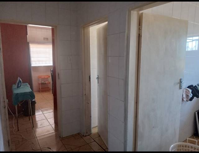 2 BEDROOM HOUSE FOR SALE IN TSAKANE